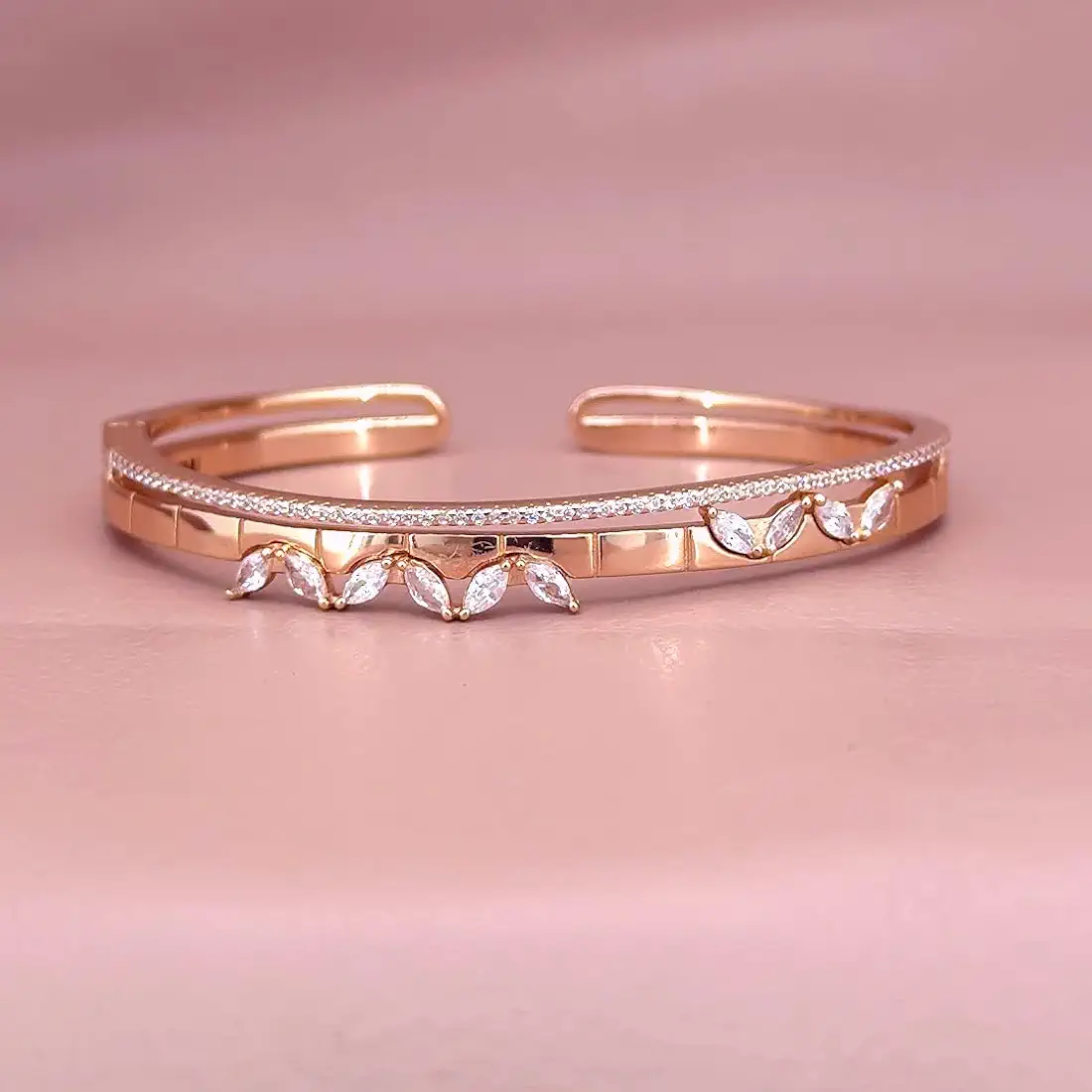 leaf style Cuff Bracelet, Adjustable - Image 2