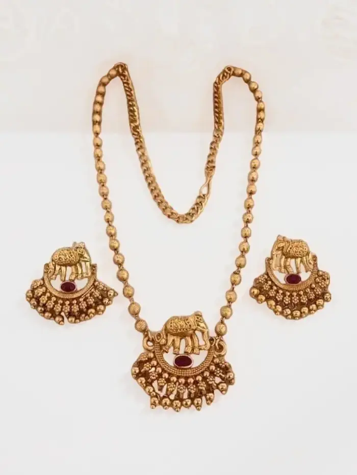 Gold Plated Traditional Elephant Pendant Necklace Jewellery Set with Earrings